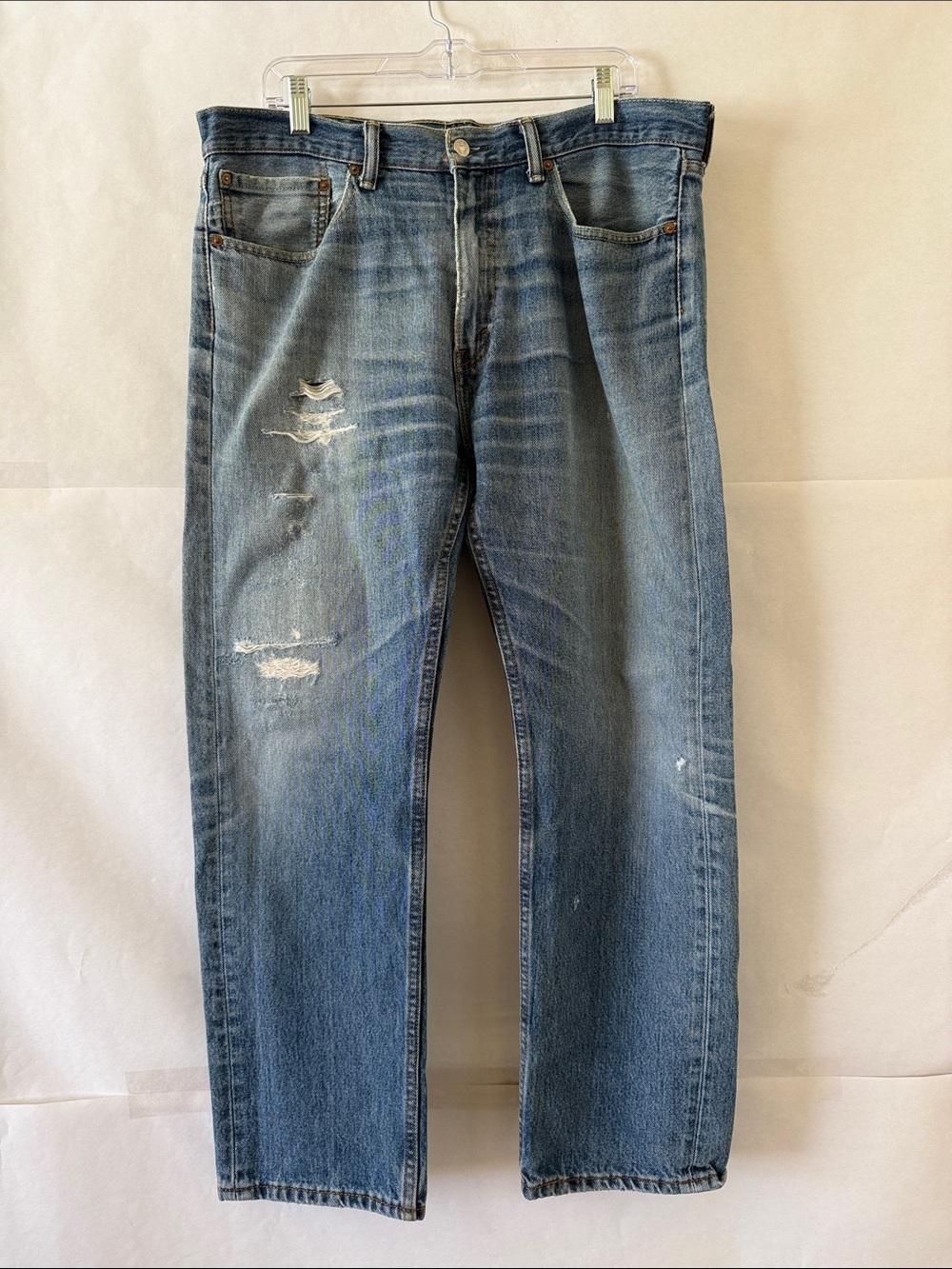 Levi's 505 Men's Jeans Sz  36x30 Medium Wash Distressed Straight Leg READ